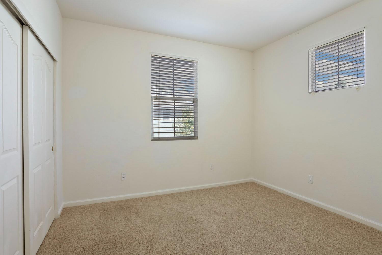 Detail Gallery Image 22 of 46 For 1745 Silvershire Dr, Stockton,  CA 95206 - 3 Beds | 2/1 Baths