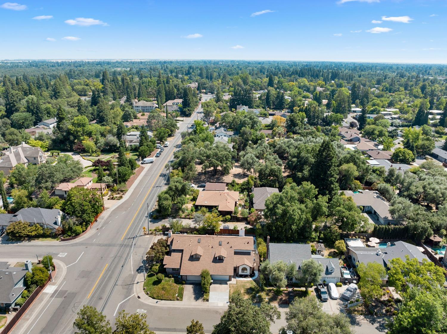 Detail Gallery Image 39 of 39 For 5420 Saint Anton Ct, Carmichael,  CA 95608 - 3 Beds | 3 Baths