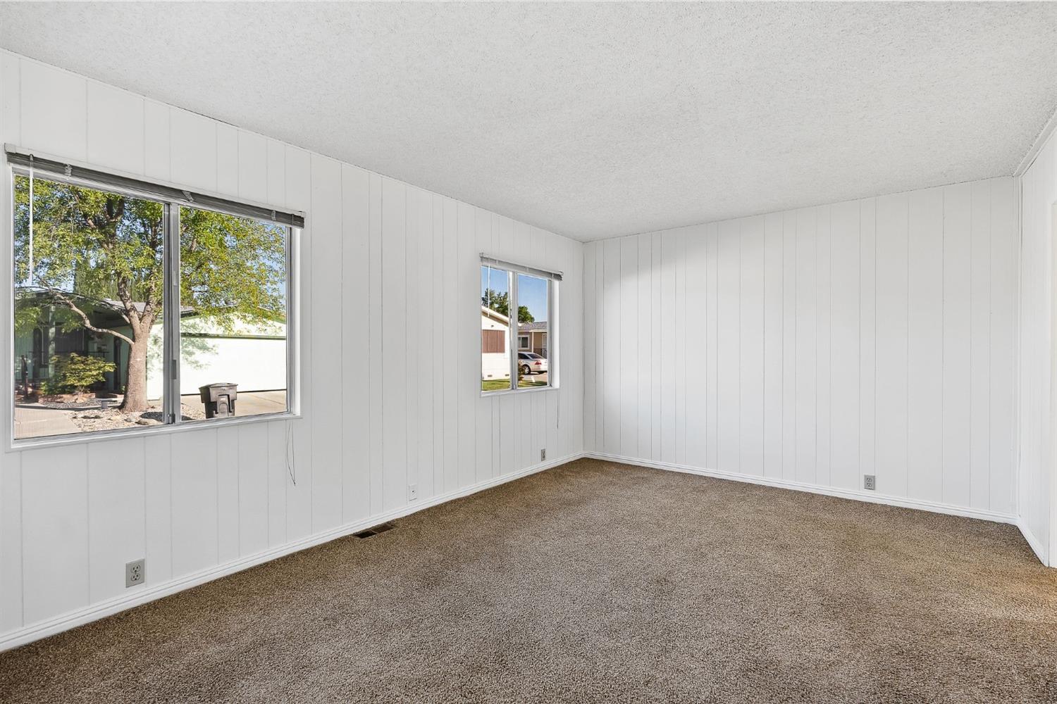 Detail Gallery Image 25 of 33 For 158 Kaseberg Drive, Roseville,  CA 95678 - 2 Beds | 2 Baths