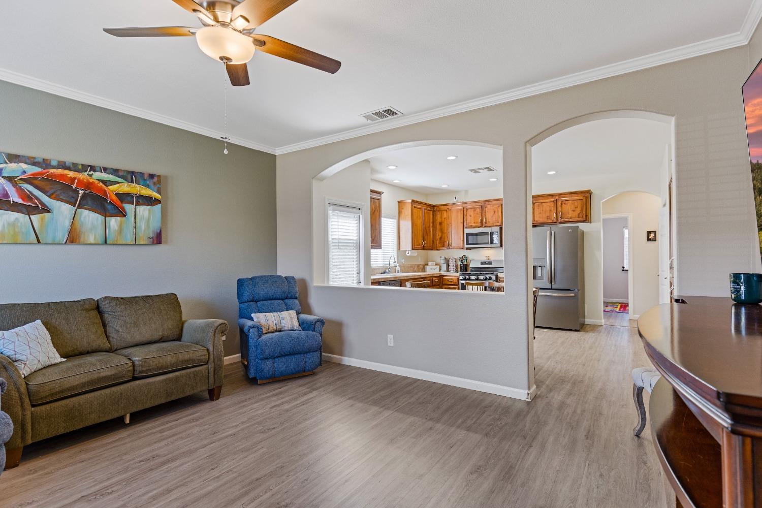 Detail Gallery Image 3 of 11 For 2770 Lindbergh Ln, Lincoln,  CA 95648 - 3 Beds | 2 Baths