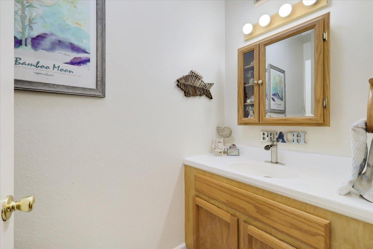 Detail Gallery Image 17 of 64 For 1856 Rutherford Ct, Yuba City,  CA 95993 - 4 Beds | 2/1 Baths