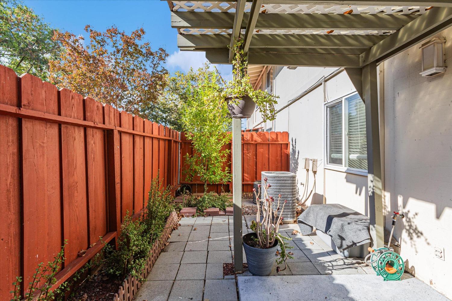 Detail Gallery Image 31 of 33 For 2525 Walters Way #19,  Concord,  CA 94520 - 2 Beds | 2 Baths