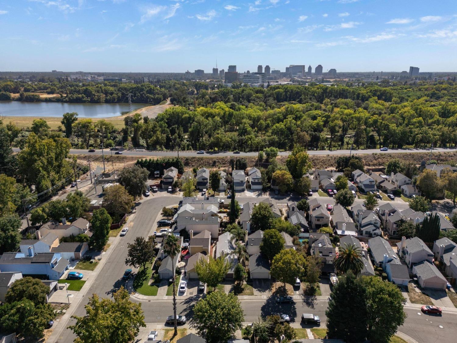 Detail Gallery Image 20 of 24 For 1324 Helmsman Way, Sacramento,  CA 95833 - 2 Beds | 2 Baths