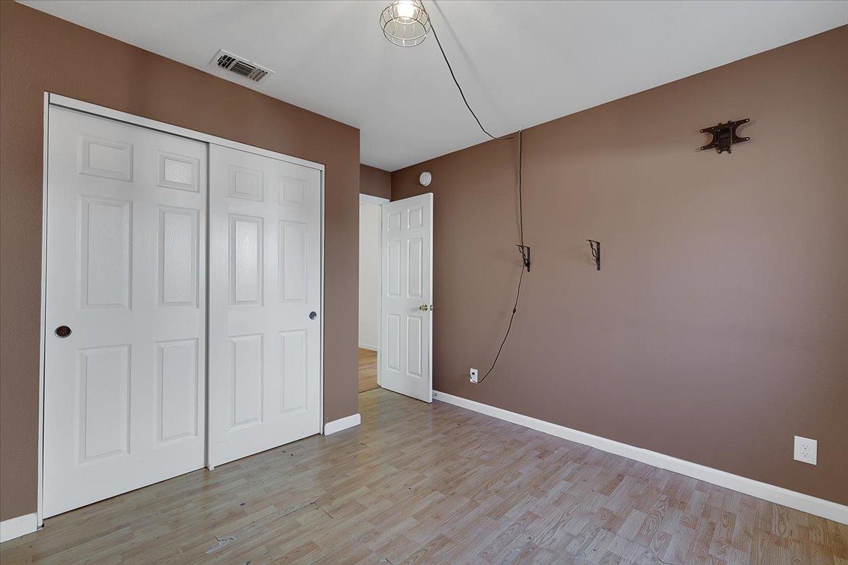 Detail Gallery Image 12 of 28 For 1854 Big Oaks Dr, Yuba City,  CA 95991 - 4 Beds | 2 Baths