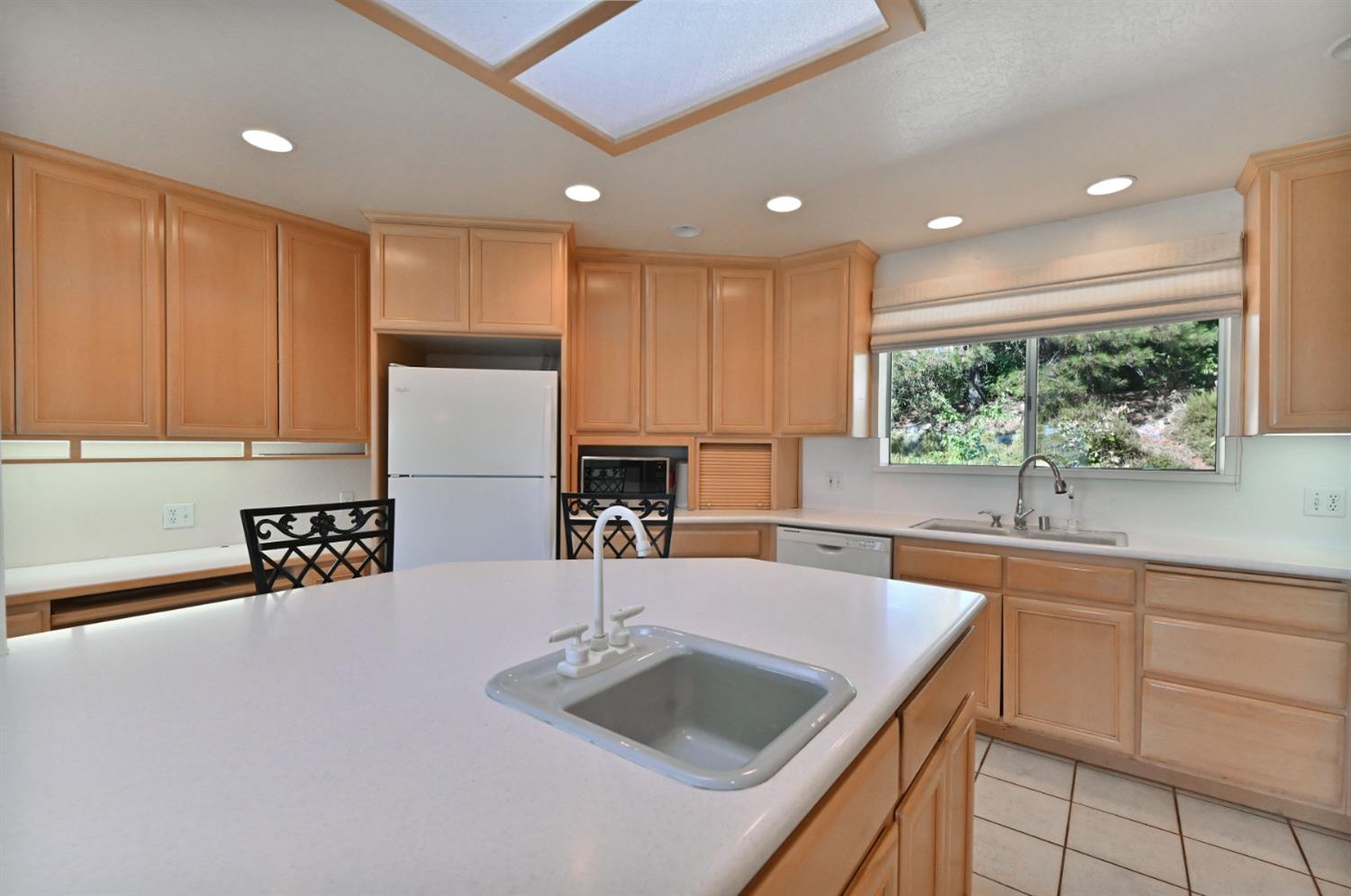 Detail Gallery Image 11 of 60 For 10162 Amador St, Jackson,  CA 95642 - 3 Beds | 2 Baths