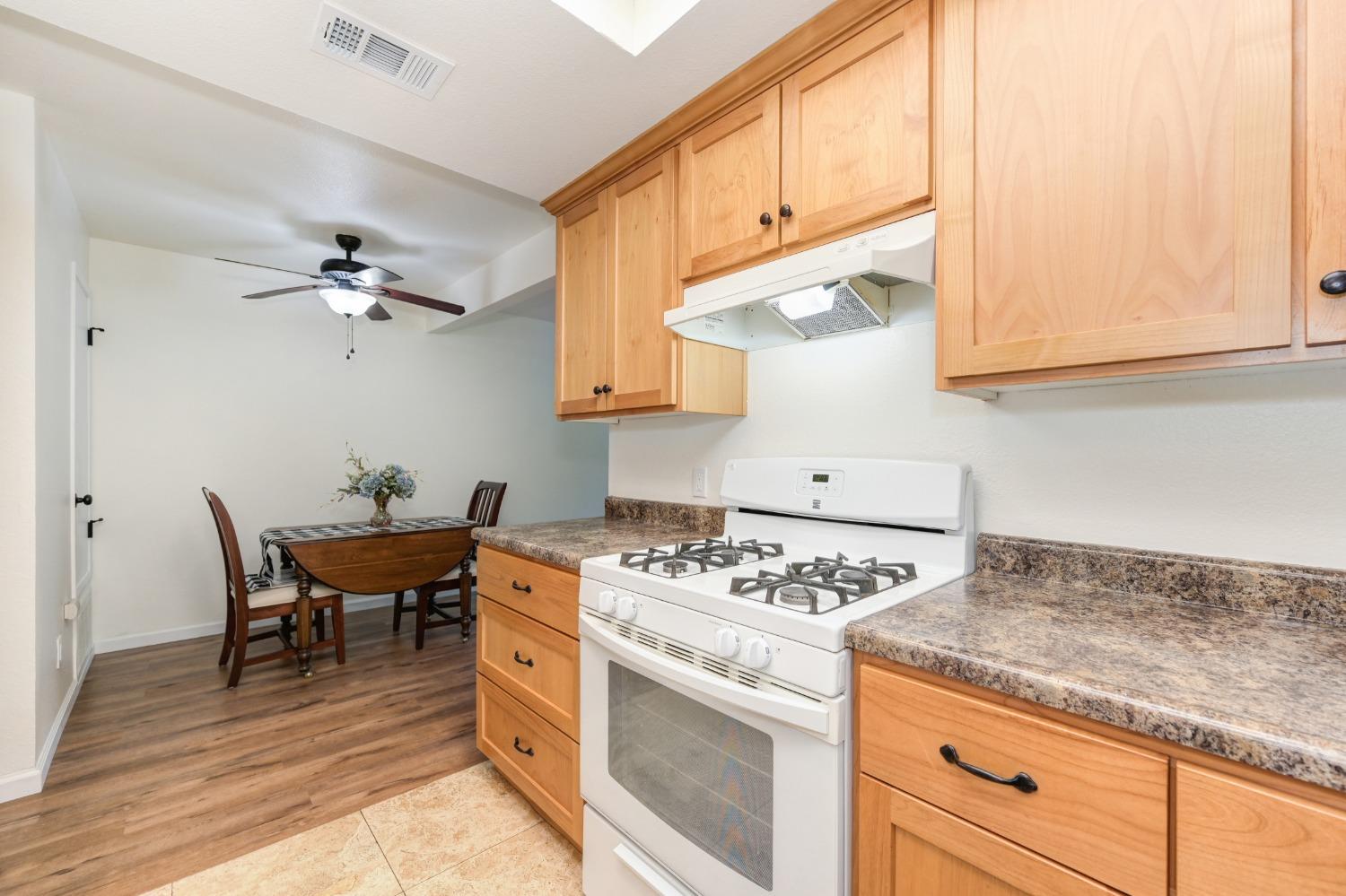 Detail Gallery Image 15 of 27 For 3587 Galena Dr #4,  Auburn,  CA 95602 - 2 Beds | 1 Baths