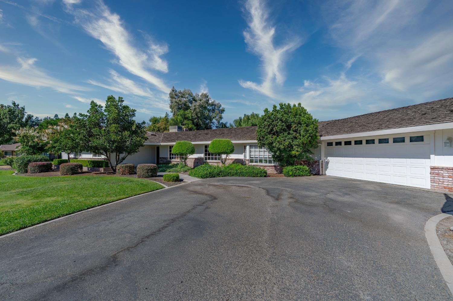 Detail Gallery Image 8 of 76 For 2507 Windy Ct, Merced,  CA 95340 - 4 Beds | 2/1 Baths