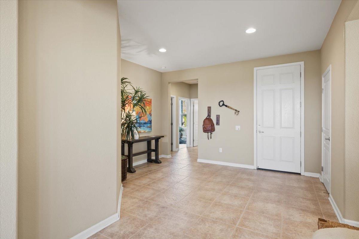 Walden View Court, Lincoln, California image 23