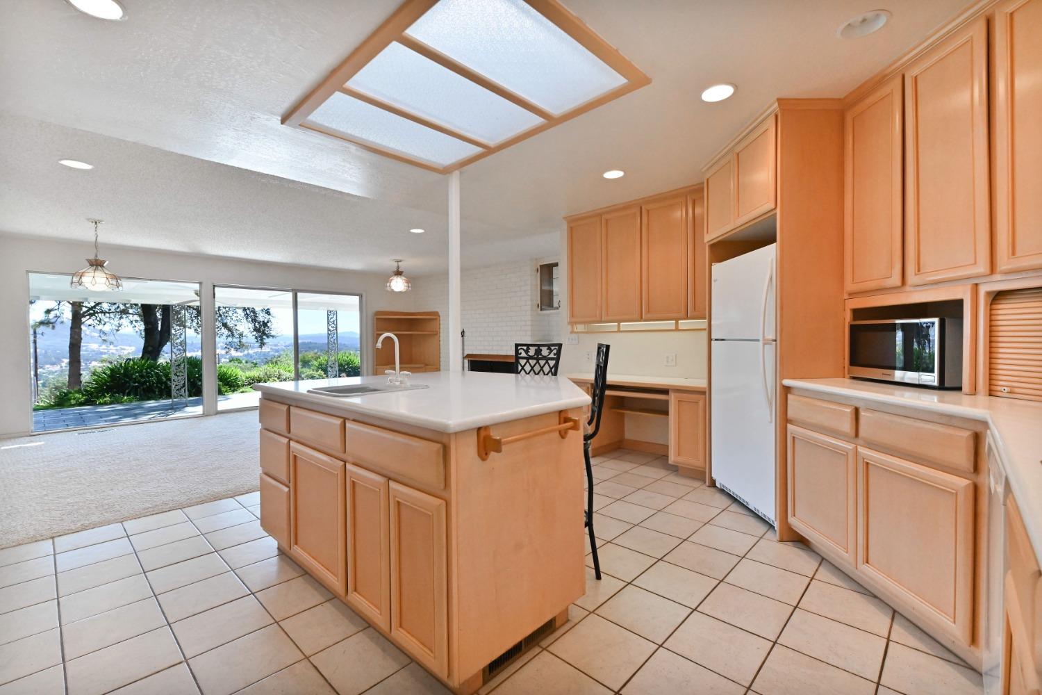 Detail Gallery Image 14 of 60 For 10162 Amador St, Jackson,  CA 95642 - 3 Beds | 2 Baths