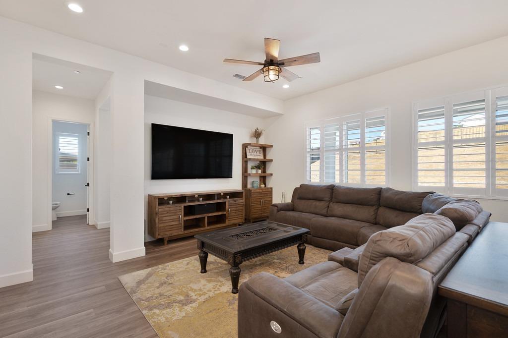 Nisenan Valley Court, Lincoln, California image 13