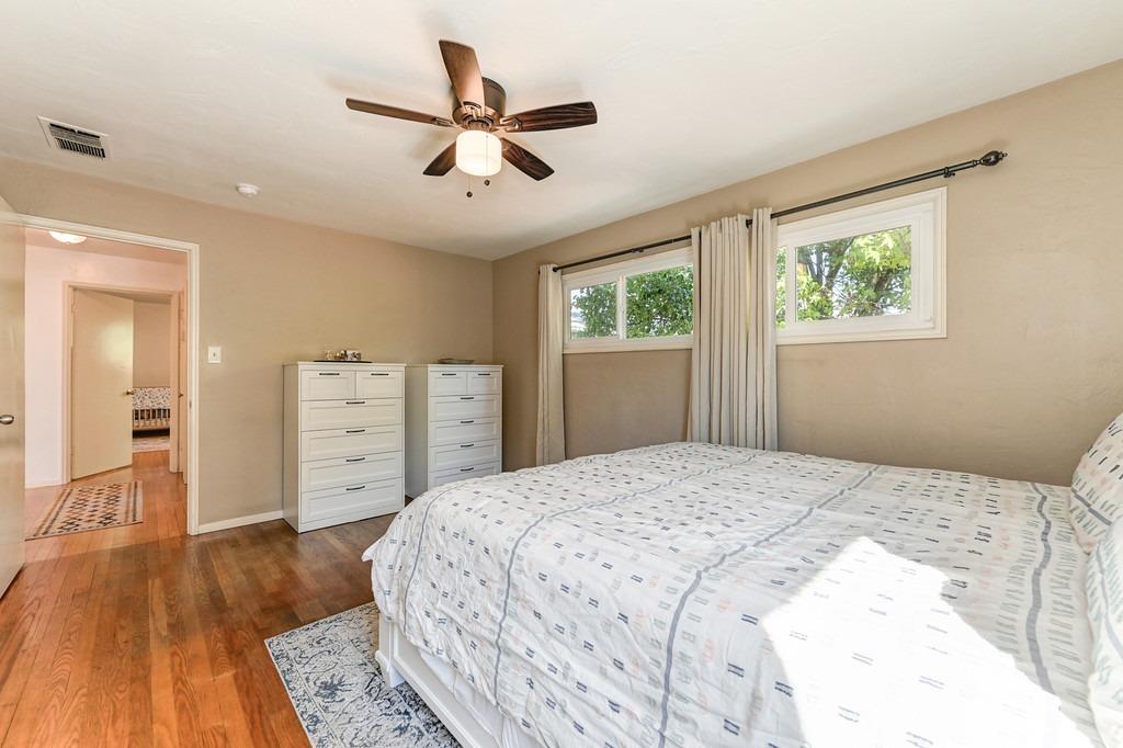 Detail Gallery Image 19 of 35 For 2188 Forrest St, Sacramento,  CA 95815 - 2 Beds | 1/1 Baths