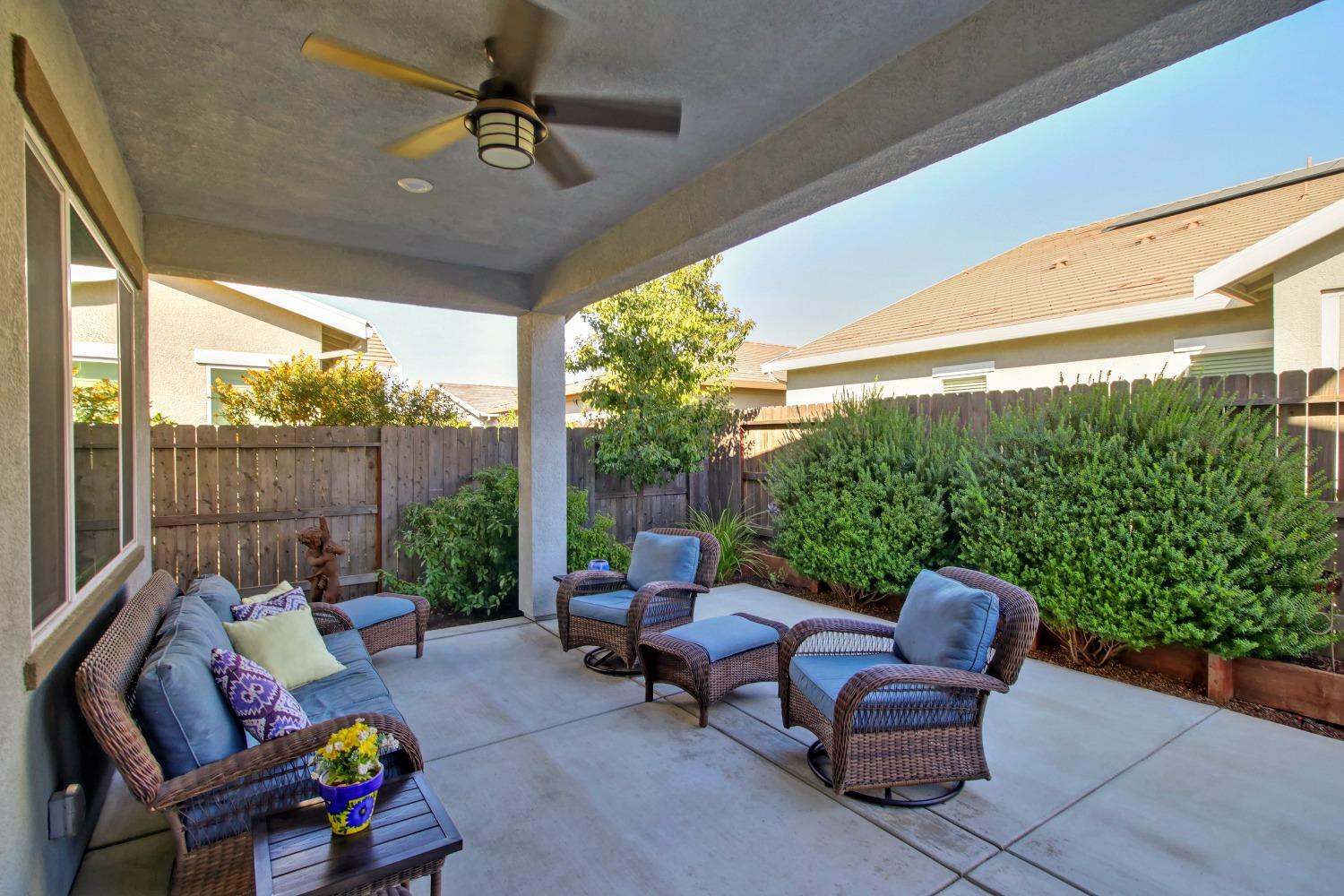 Detail Gallery Image 52 of 73 For 5040 Fieldview Ln, Roseville,  CA 95747 - 3 Beds | 3/1 Baths