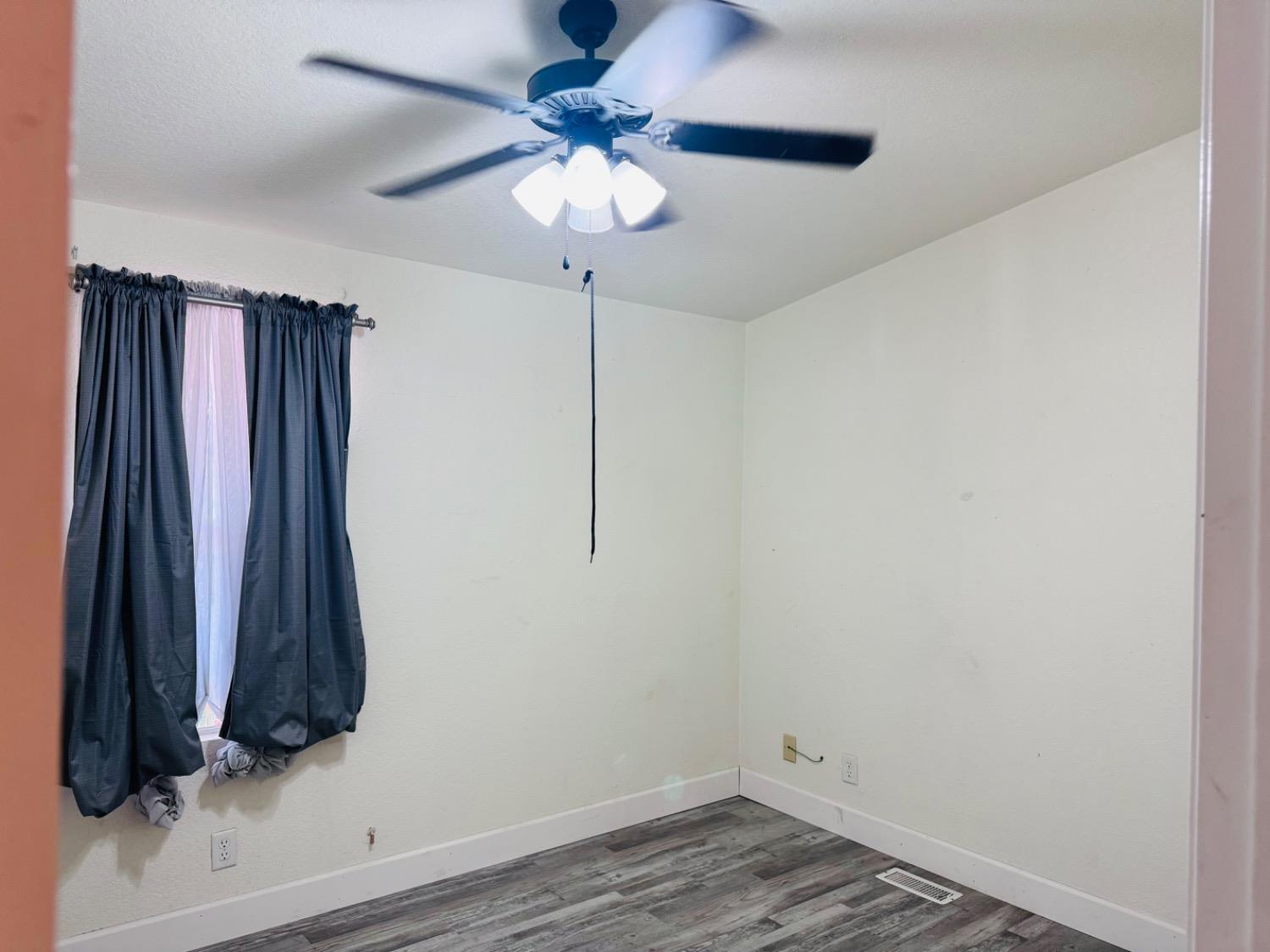 Detail Gallery Image 10 of 19 For 1459 Standiford Ave 23, Modesto,  CA 95350 - 2 Beds | 2 Baths