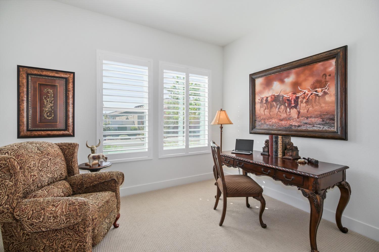 Detail Gallery Image 43 of 73 For 5040 Fieldview Ln, Roseville,  CA 95747 - 3 Beds | 3/1 Baths