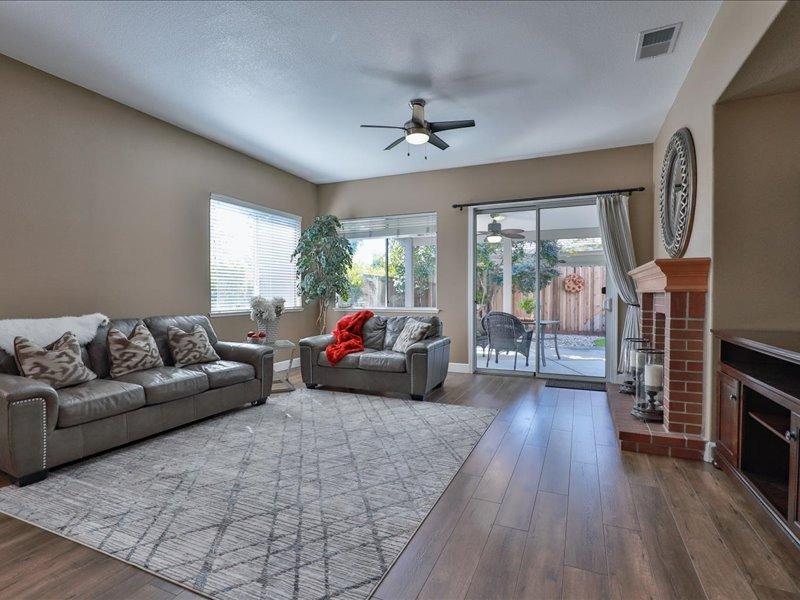 Detail Gallery Image 8 of 55 For 311 Connor Cir, Sacramento,  CA 95835 - 4 Beds | 2 Baths