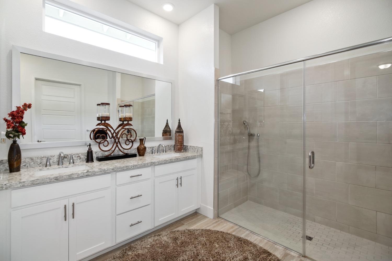 Detail Gallery Image 28 of 73 For 5040 Fieldview Ln, Roseville,  CA 95747 - 3 Beds | 3/1 Baths