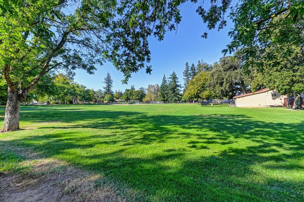 Detail Gallery Image 34 of 35 For 2188 Forrest St, Sacramento,  CA 95815 - 2 Beds | 1/1 Baths