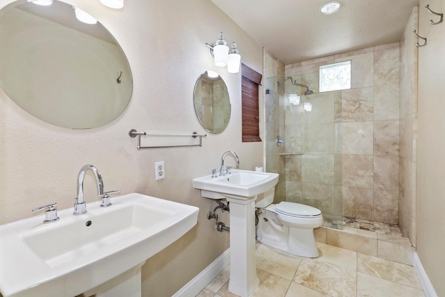 Detail Gallery Image 35 of 51 For 9116 Trumbauer Way, Elk Grove,  CA 95758 - 3 Beds | 2/1 Baths