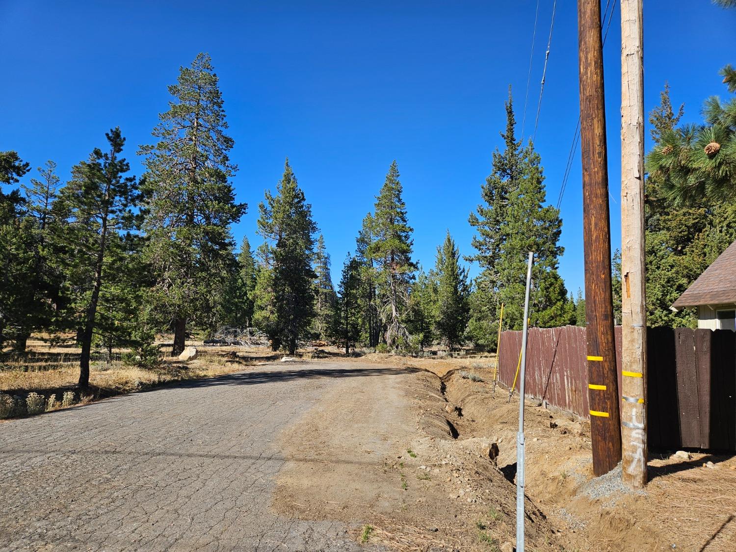 Henderson Street, South Lake Tahoe, California image 22