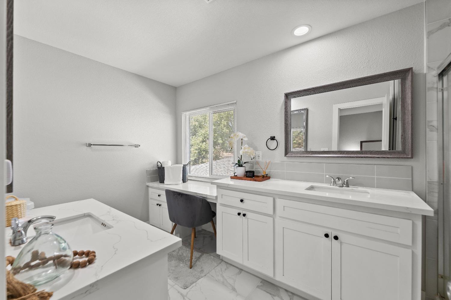 Detail Gallery Image 53 of 73 For 9813 Vista Grande Way, Elk Grove,  CA 95624 - 4 Beds | 2/1 Baths