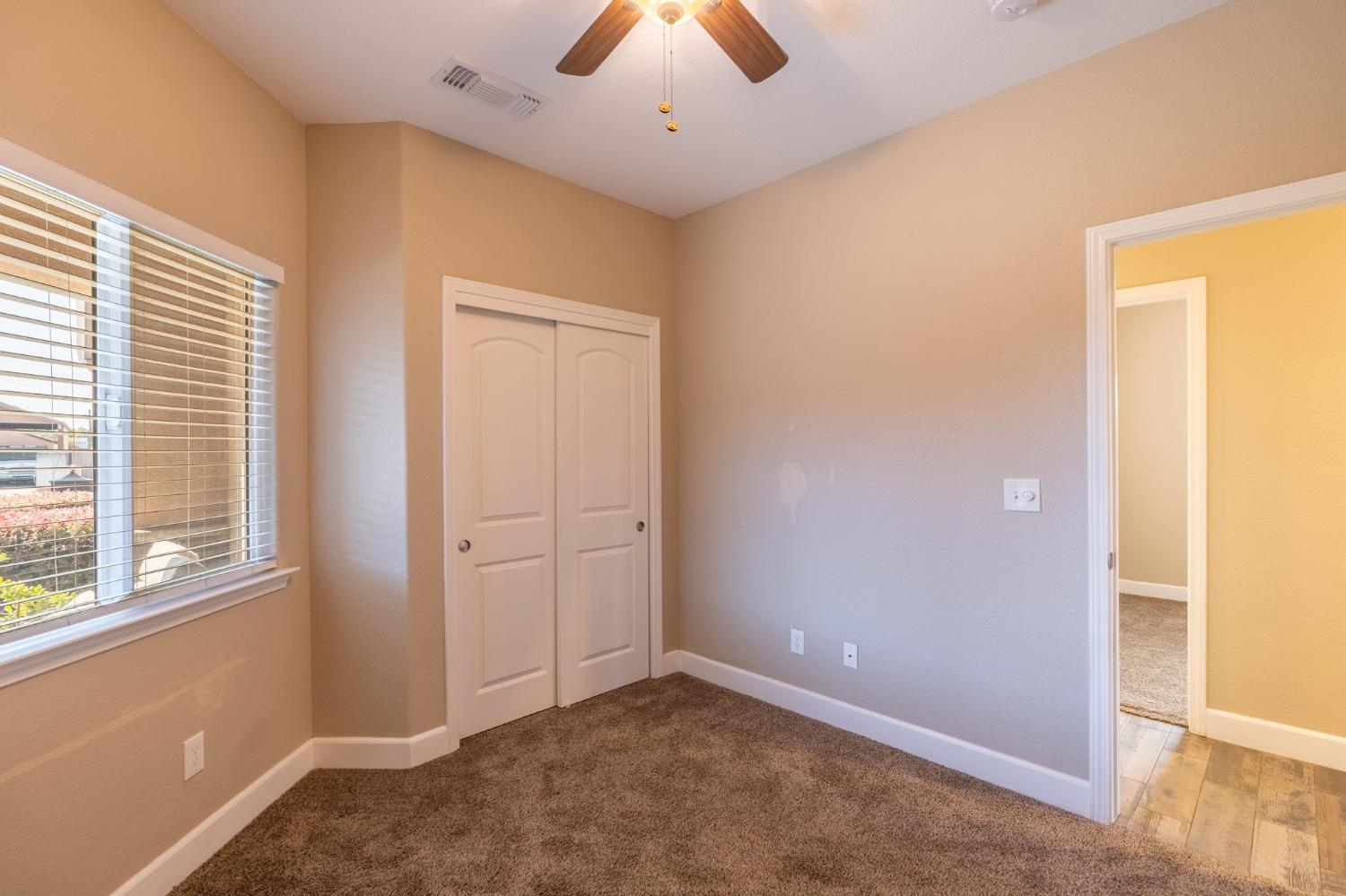 Detail Gallery Image 13 of 27 For 225 E Edison, Manteca,  CA 95336 - 4 Beds | 2 Baths