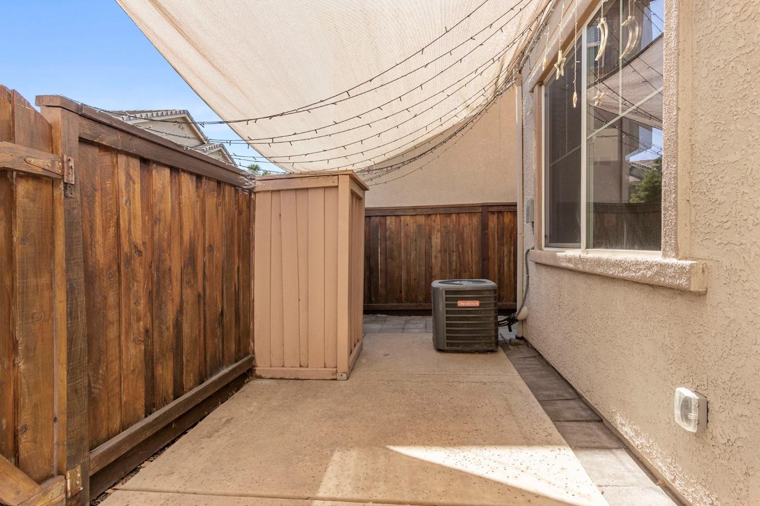 Detail Gallery Image 38 of 42 For 19 E St, Lincoln,  CA 95648 - 3 Beds | 2/1 Baths