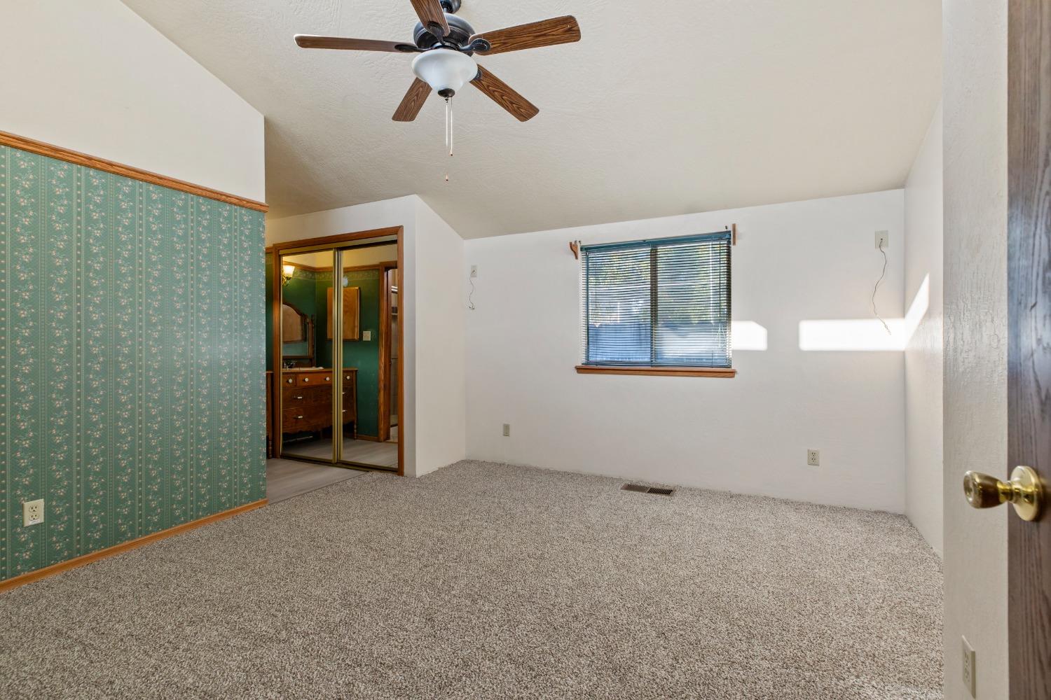 Detail Gallery Image 16 of 31 For 1544 Pearl St, Modesto,  CA 95350 - 3 Beds | 2 Baths