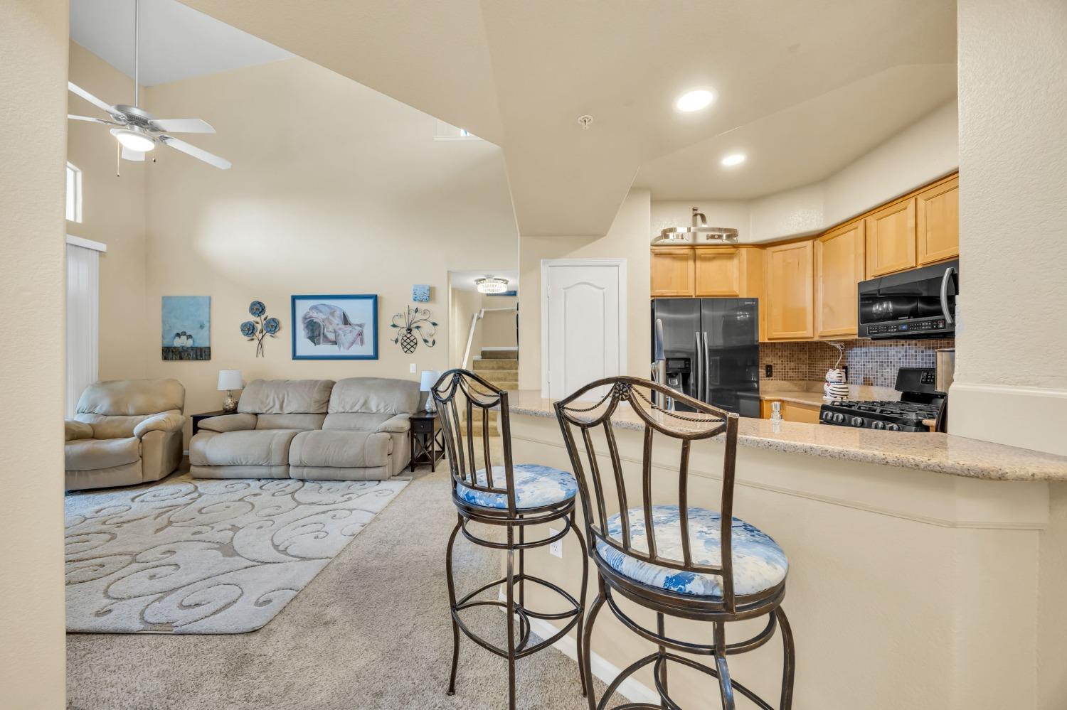 Detail Gallery Image 10 of 51 For 1200 Moon Cir #1226,  Folsom,  CA 95630 - 2 Beds | 2 Baths