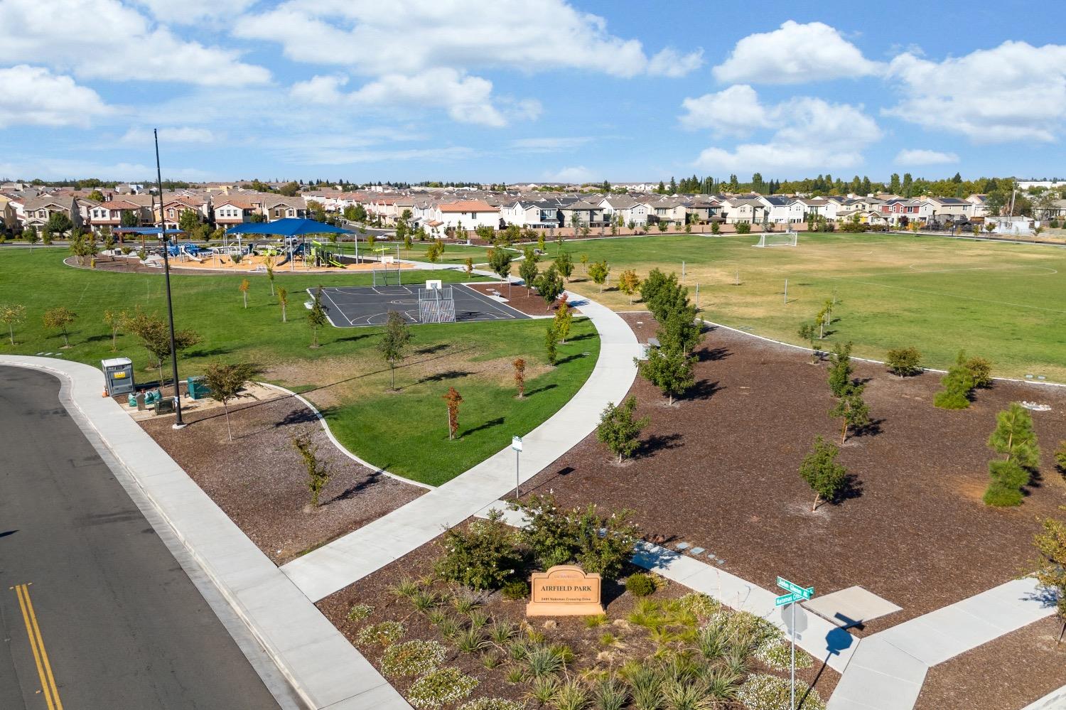 Detail Gallery Image 36 of 40 For 2474 Natomas Crossing Dr, Sacramento,  CA 95834 - 3 Beds | 2/1 Baths