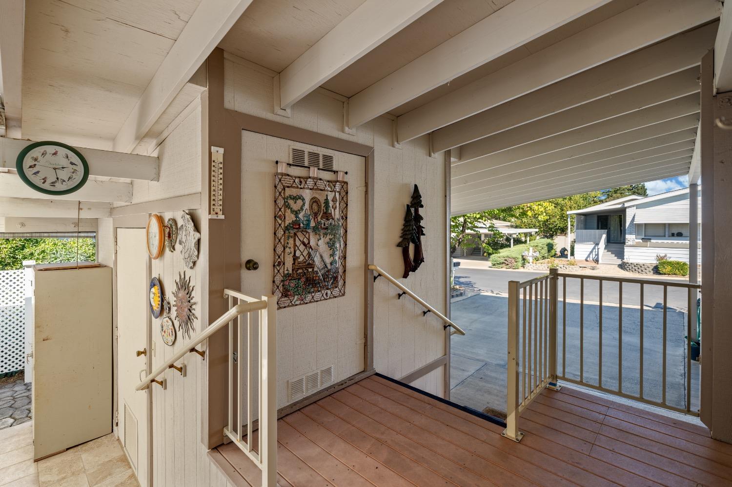 Detail Gallery Image 12 of 59 For 641 Parkstone Way, Folsom,  CA 95630 - 2 Beds | 2 Baths