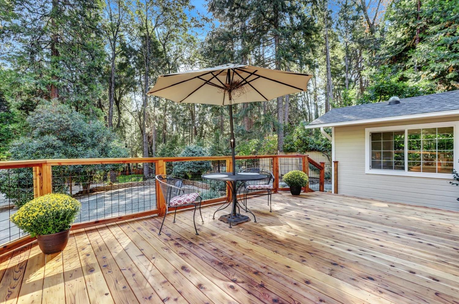 Detail Gallery Image 11 of 72 For 12942 Butterfly Dr, Nevada City,  CA 95959 - 4 Beds | 3 Baths