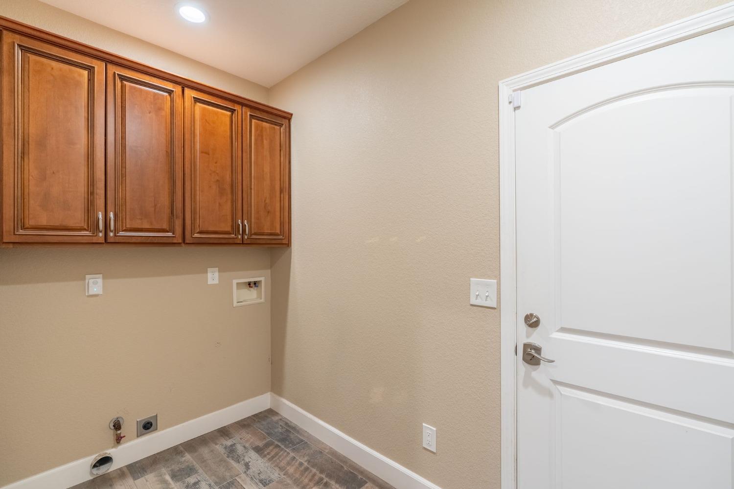 Detail Gallery Image 17 of 27 For 225 E Edison, Manteca,  CA 95336 - 4 Beds | 2 Baths