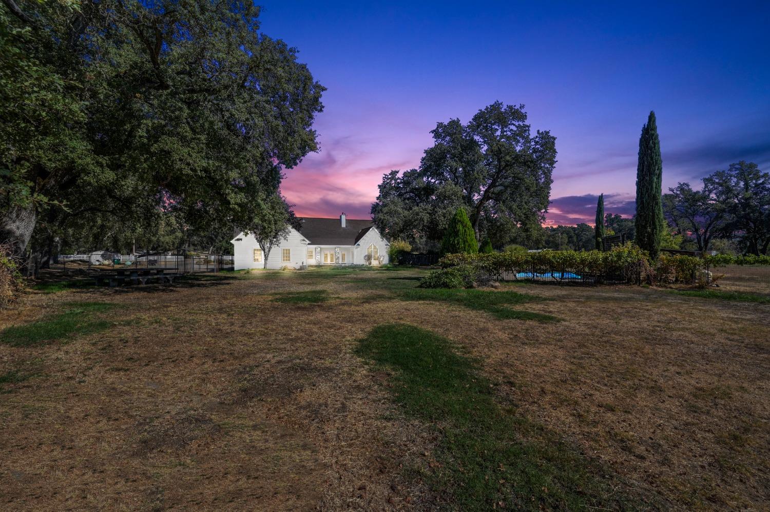 Detail Gallery Image 52 of 60 For 18424 Gray Oak Dr, Rough And Ready,  CA 95975 - 3 Beds | 3/1 Baths