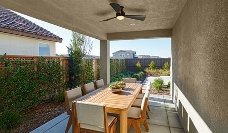 Detail Gallery Image 5 of 10 For 9450 Preservation St, Roseville,  CA 95747 - 4 Beds | 2 Baths