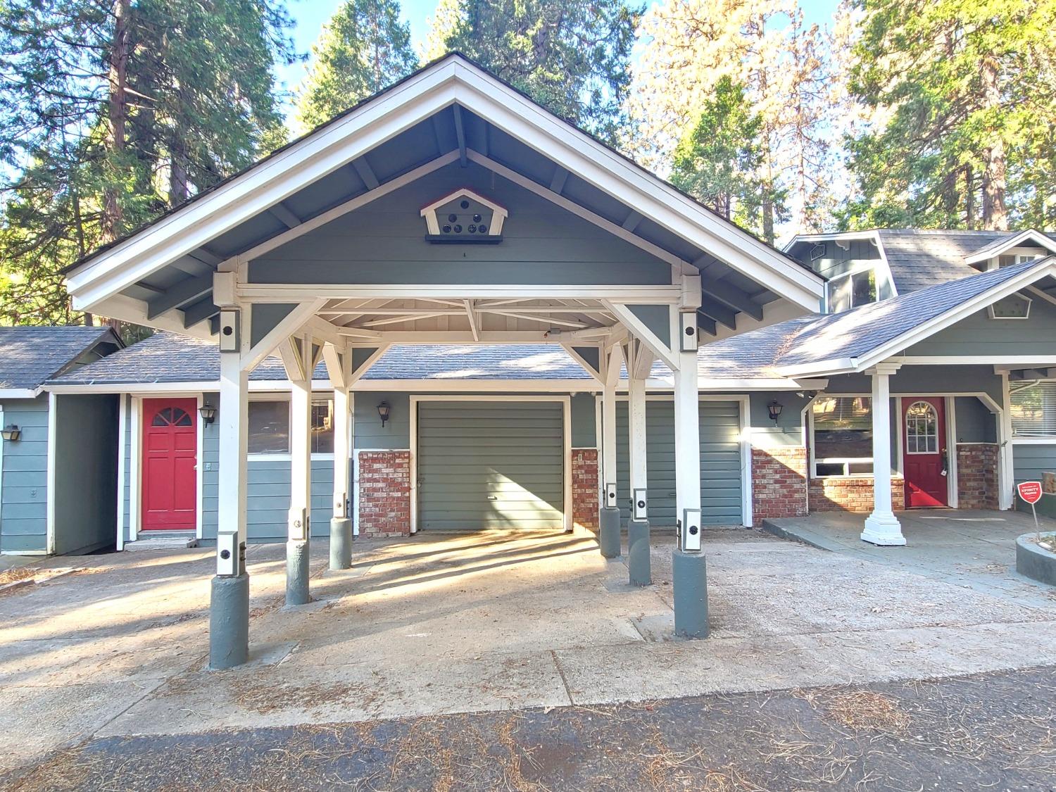 Detail Gallery Image 5 of 68 For 6021 Longs Creek Trl, Pollock Pines,  CA 95726 - 3 Beds | 2 Baths