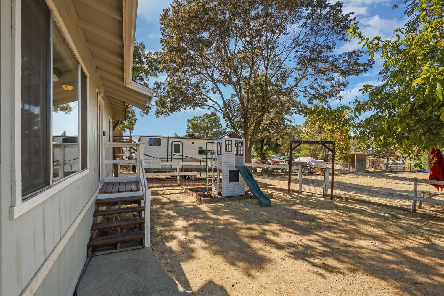 Detail Gallery Image 53 of 78 For 1975 Copper Cove Dr, Copperopolis,  CA 95228 - 2 Beds | 1 Baths