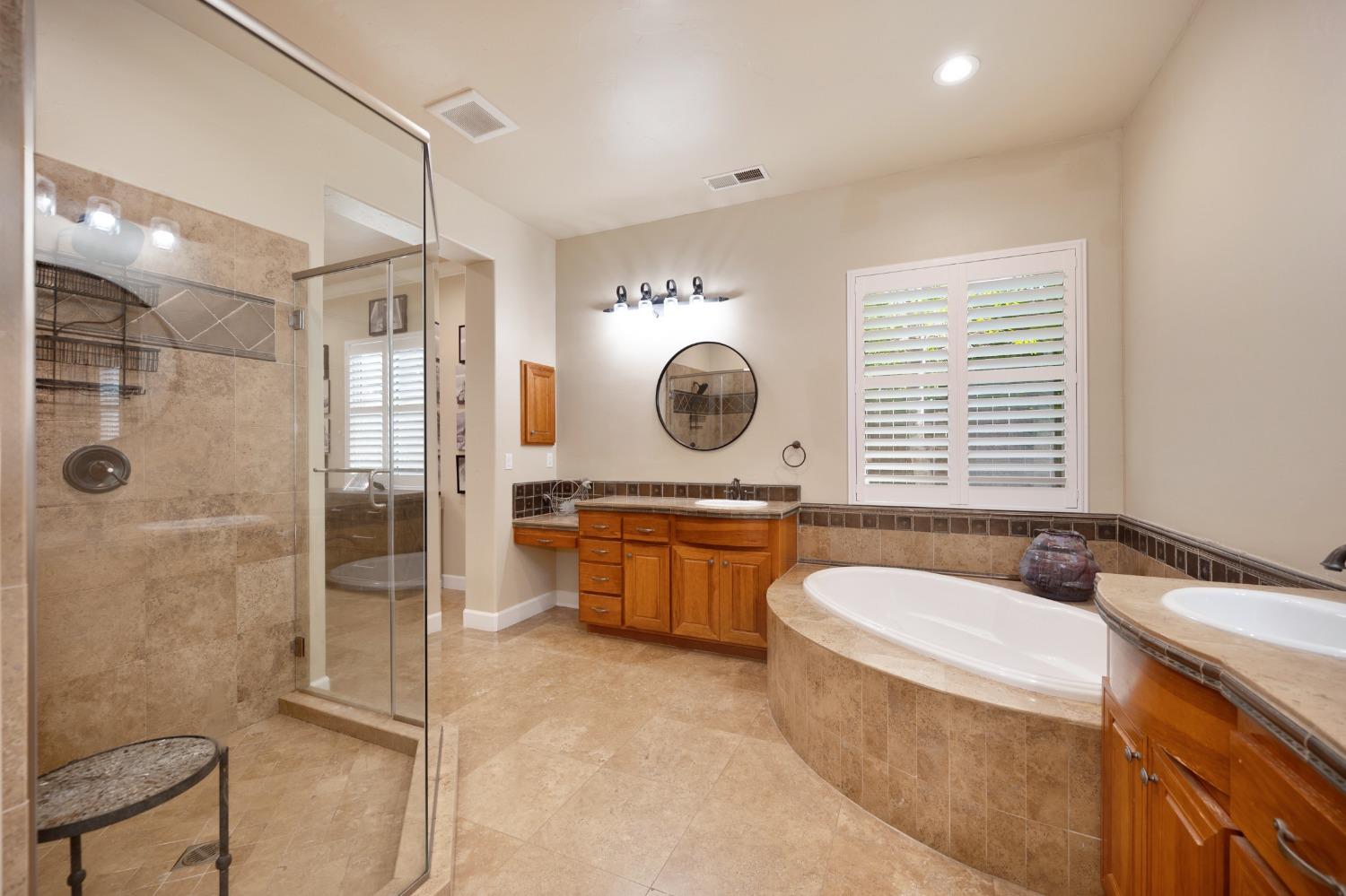 Detail Gallery Image 34 of 75 For 1804 Sorrell Cir, Rocklin,  CA 95765 - 4 Beds | 3/1 Baths