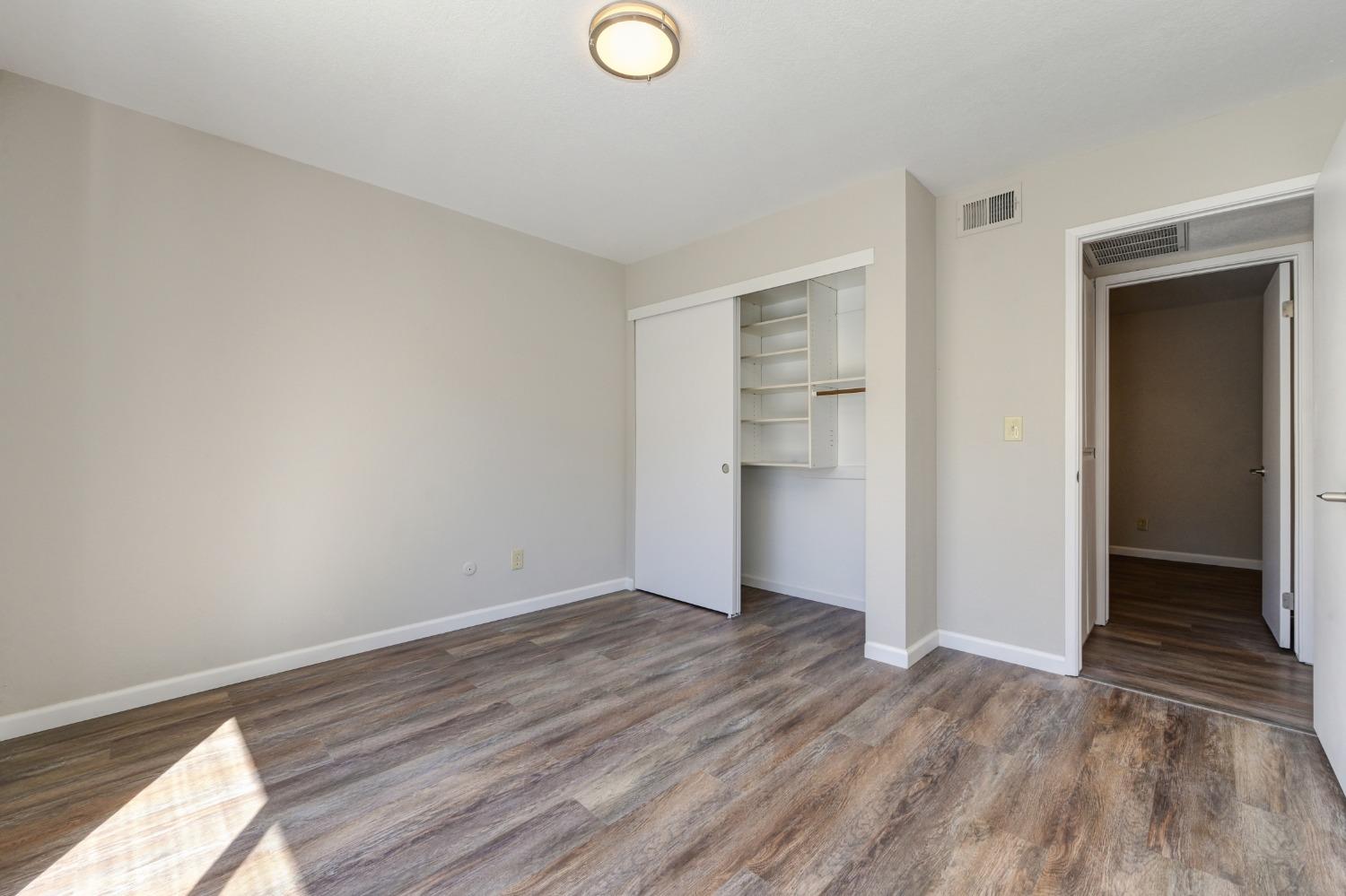 Detail Gallery Image 32 of 39 For 5886 Kahara Ct, Sacramento,  CA 95822 - 3 Beds | 2 Baths