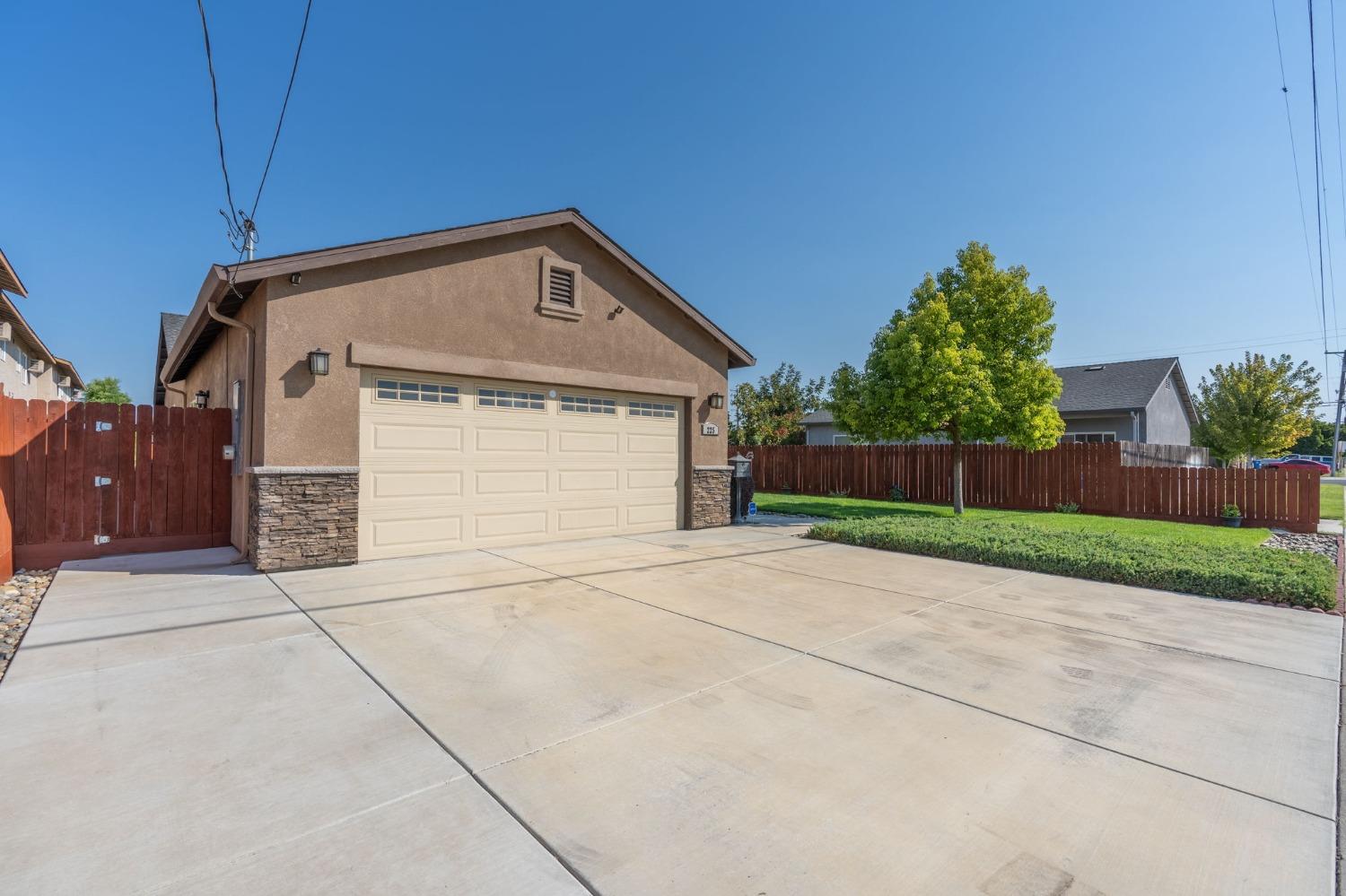 Detail Gallery Image 26 of 27 For 225 E Edison, Manteca,  CA 95336 - 4 Beds | 2 Baths