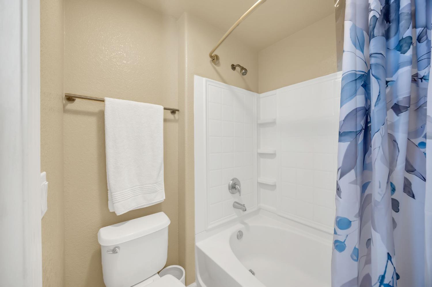 Detail Gallery Image 18 of 51 For 1200 Moon Cir #1226,  Folsom,  CA 95630 - 2 Beds | 2 Baths