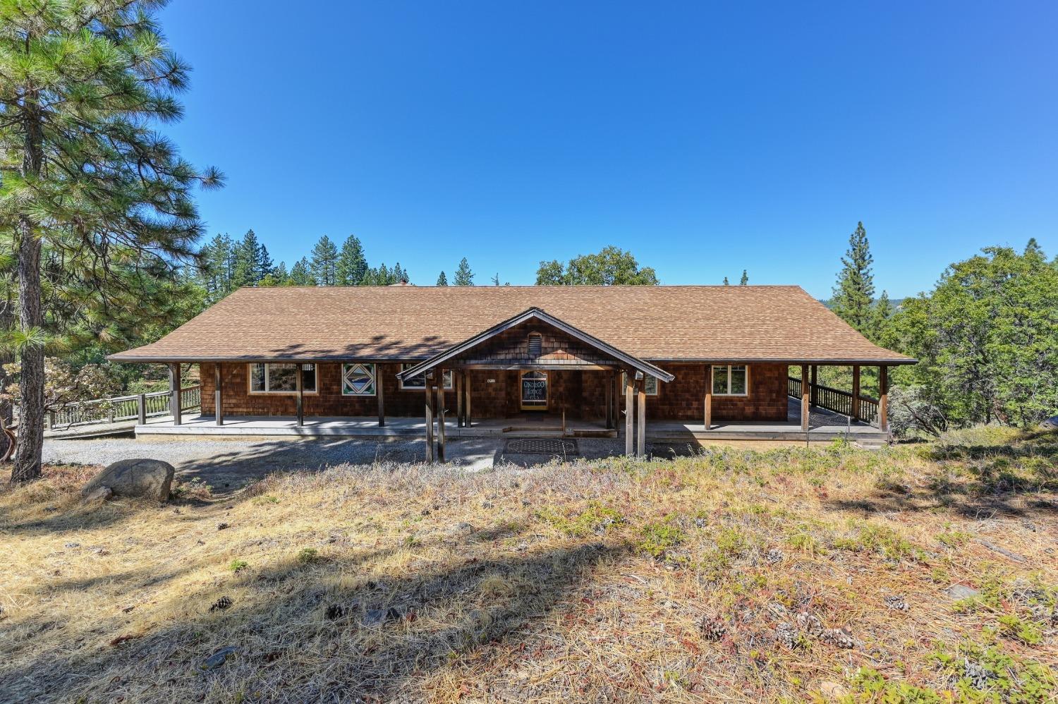 Detail Gallery Image 5 of 53 For 4715 Meadowlark Way, Placerville,  CA 95667 - 3 Beds | 3 Baths