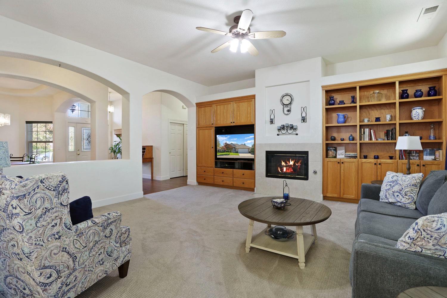 Detail Gallery Image 13 of 48 For 2912 Cumbria Way, Lodi,  CA 95242 - 4 Beds | 2/1 Baths