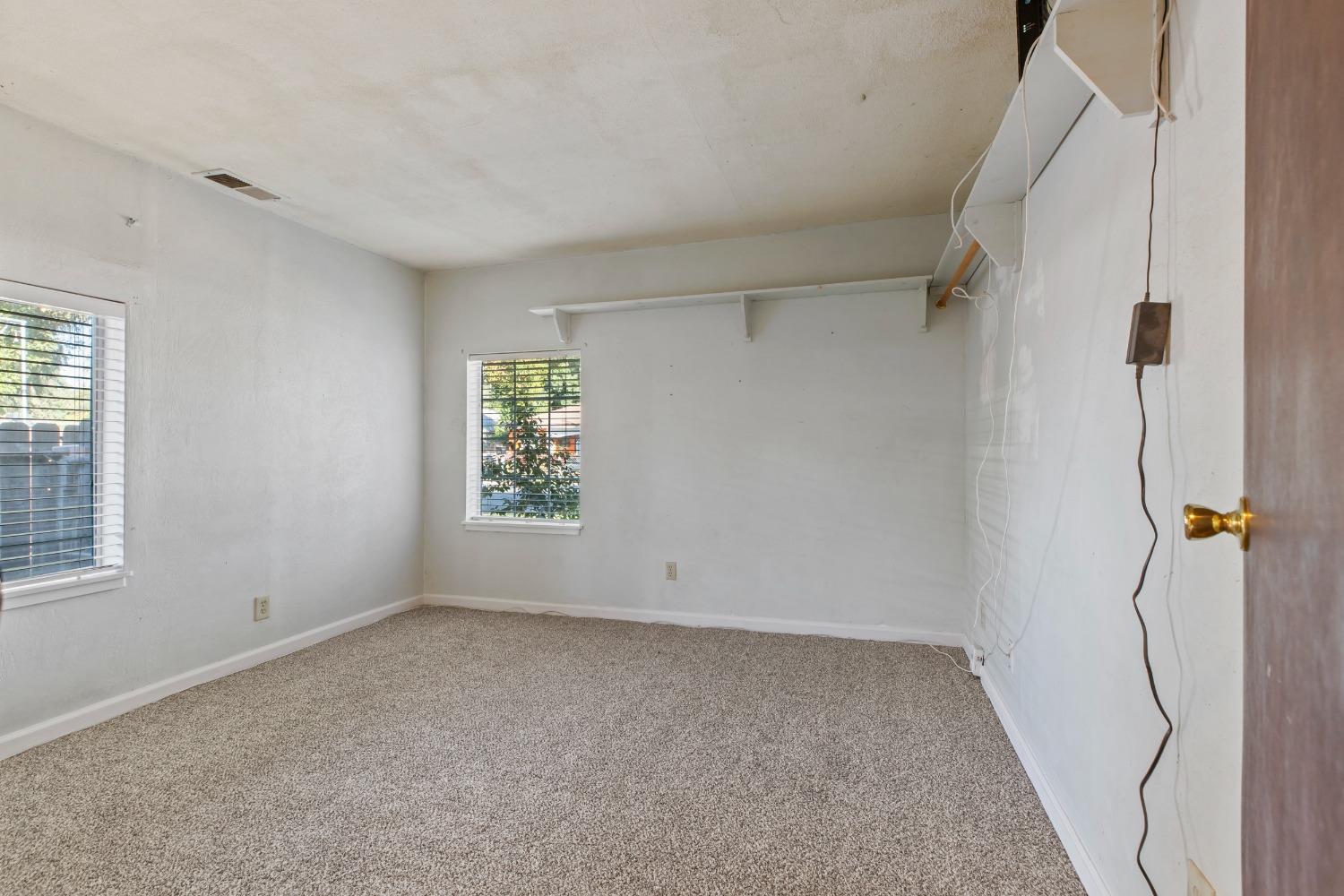 Detail Gallery Image 12 of 31 For 1544 Pearl St, Modesto,  CA 95350 - 3 Beds | 2 Baths