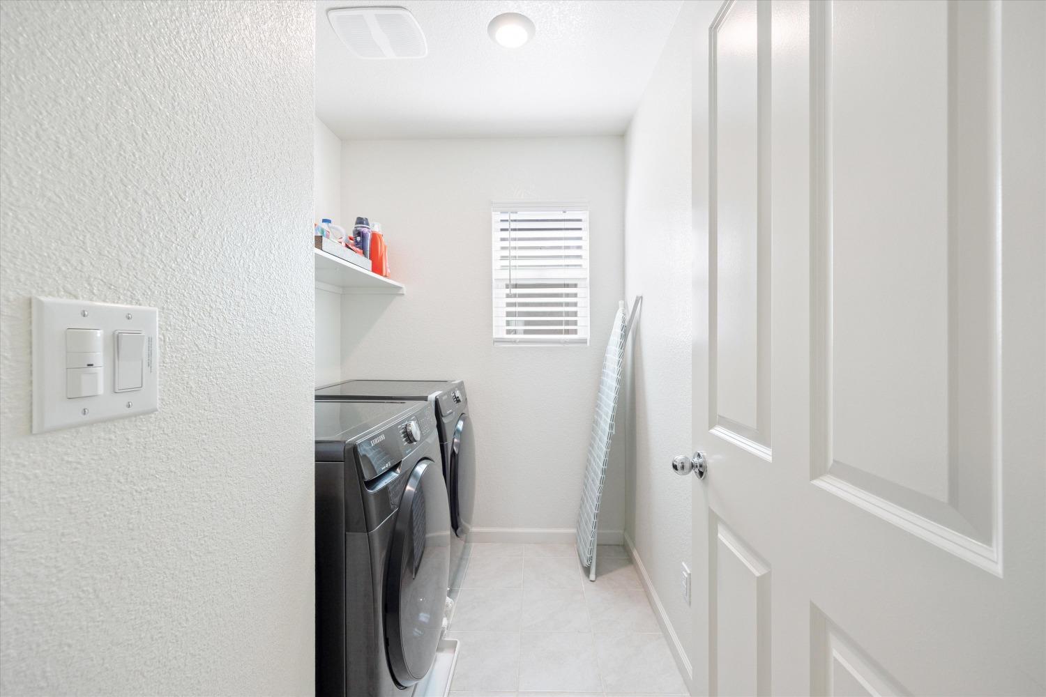 Detail Gallery Image 24 of 33 For 3806 Roseparke Way, Sacramento,  CA 95834 - 4 Beds | 2/1 Baths