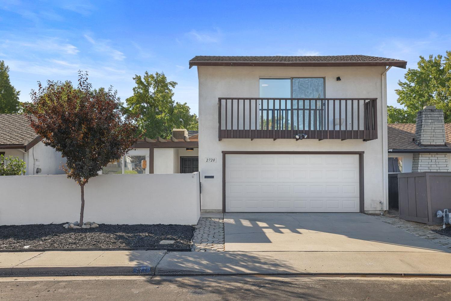 Detail Gallery Image 4 of 46 For 2720 La Palma Dr, Modesto,  CA 95354 - 3 Beds | 2 Baths