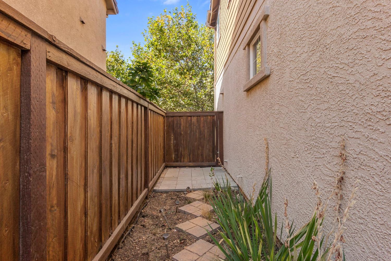 Detail Gallery Image 36 of 42 For 19 E St, Lincoln,  CA 95648 - 3 Beds | 2/1 Baths