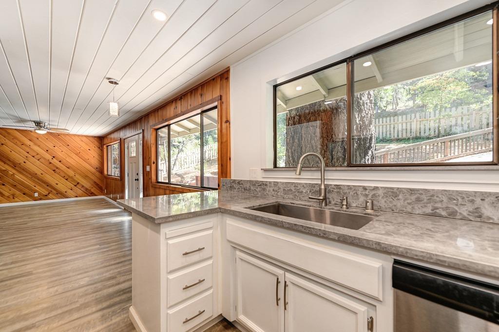 Detail Gallery Image 17 of 32 For 27985 Manzanita Trl, Colfax,  CA 95713 - 3 Beds | 2 Baths