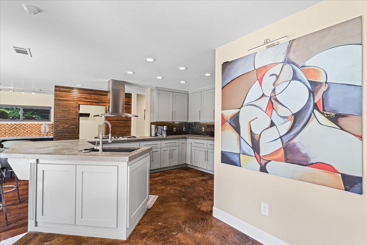 Detail Gallery Image 28 of 96 For 1118 Highland Dr, Modesto,  CA 95354 - 3 Beds | 2/1 Baths