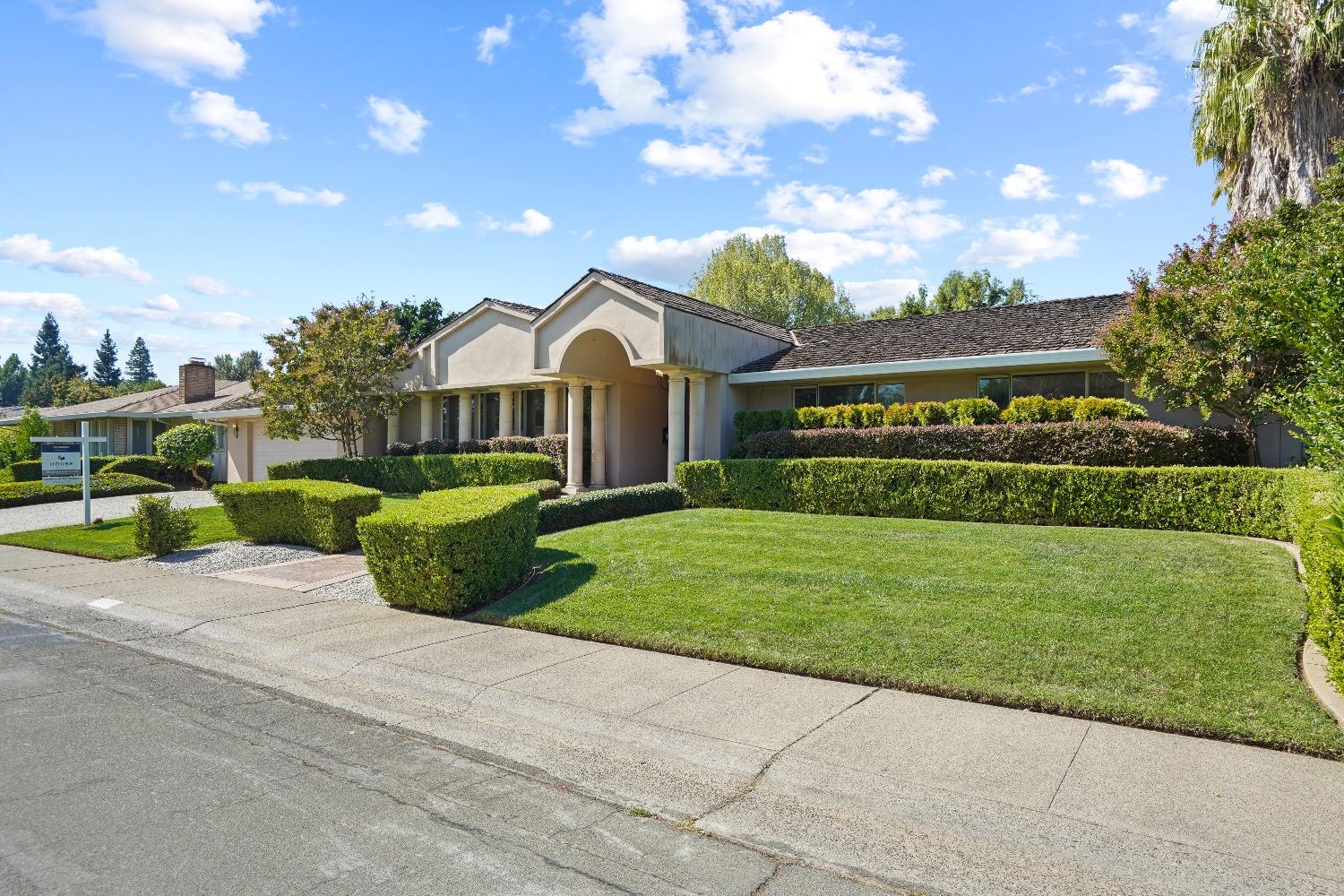 Detail Gallery Image 6 of 82 For 2275 Morley Way, Sacramento,  CA 95864 - 4 Beds | 3/1 Baths