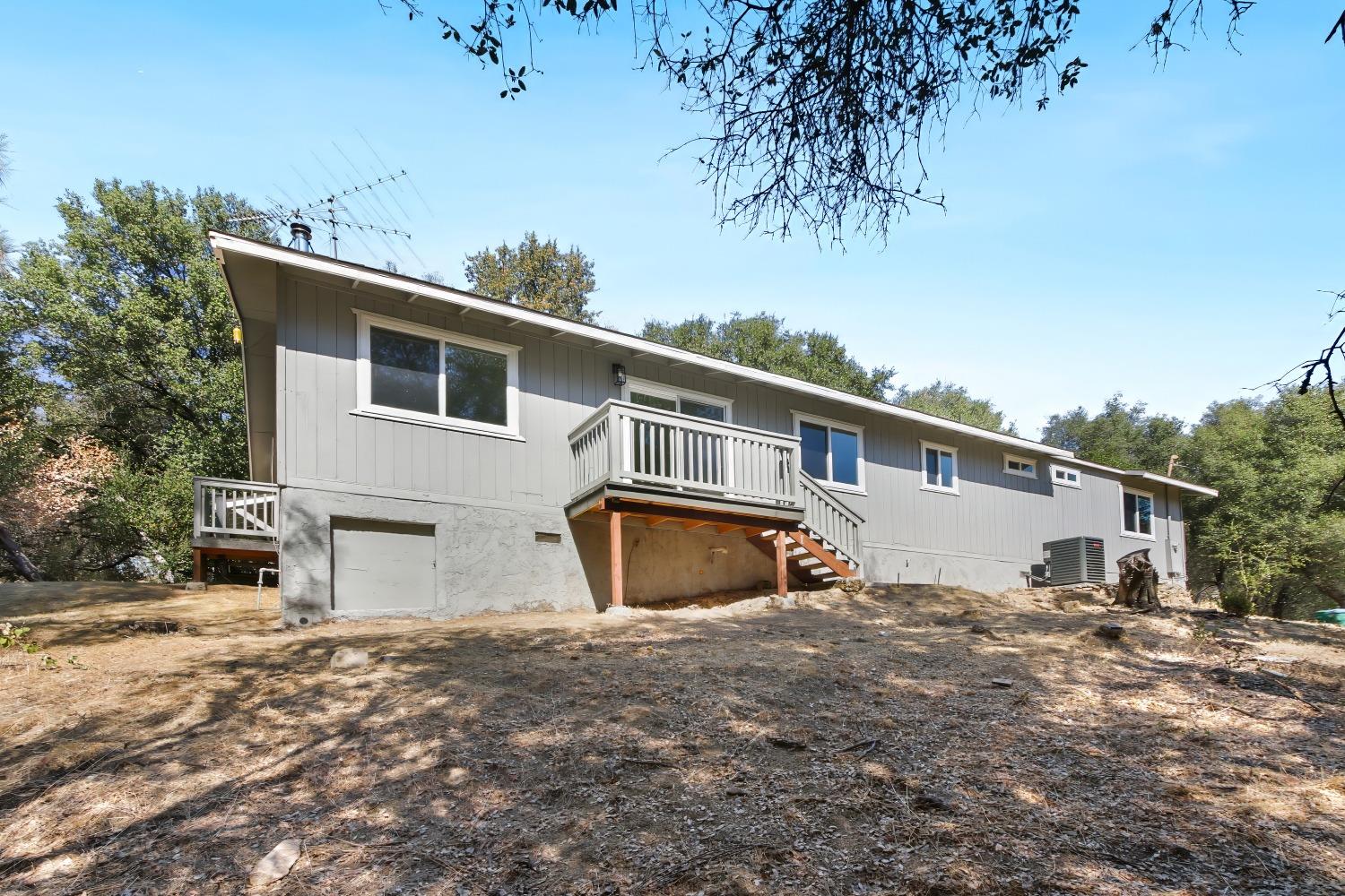 Detail Gallery Image 33 of 46 For 3071 Twelve Oaks Ln, Placerville,  CA 95667 - 3 Beds | 2 Baths